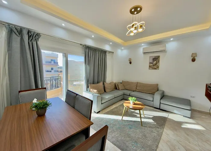 Selena Bay Apartment *