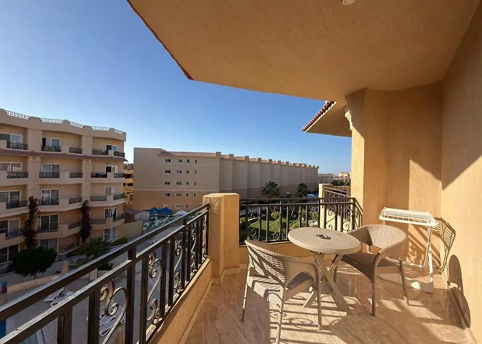 Selena Bay Apartment *
